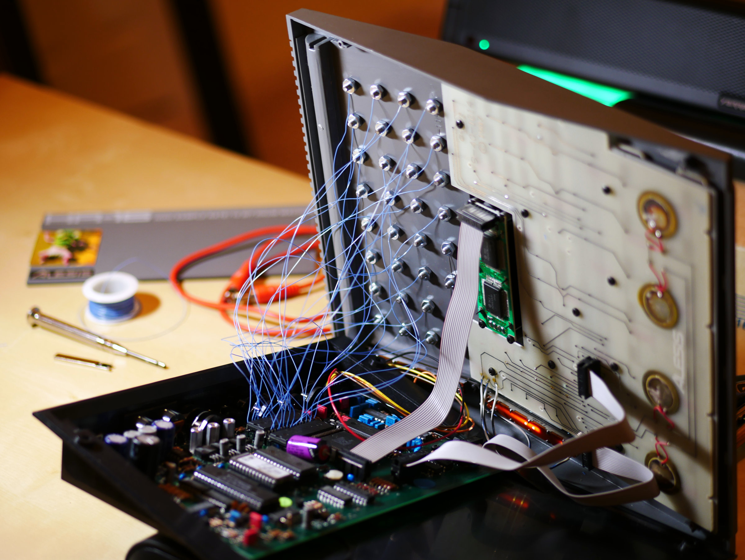 HR 16-Patchbay-Interior